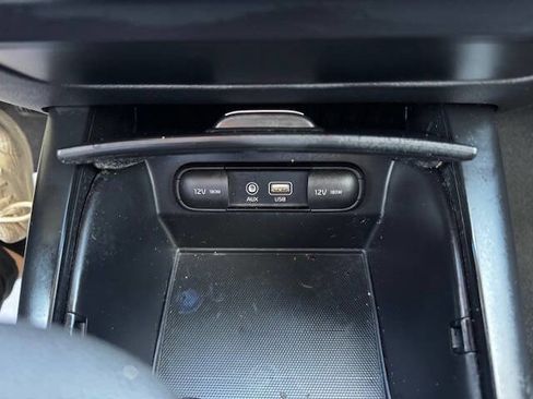 Used 2019 Kia Sorento L FWD image 49