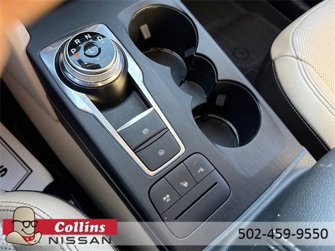 Used 2020 Ford Escape Titanium image 25