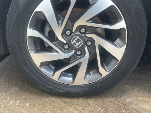 Used 2016 Honda Civic EX image 16