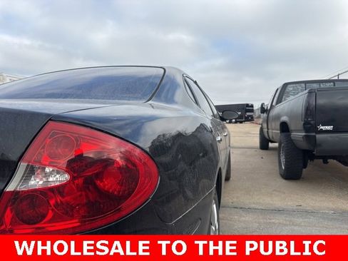 Used 2007 Buick LaCrosse CX image 8