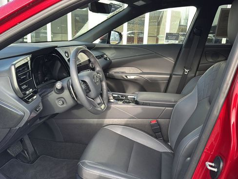 Certified 2025 Lexus RX 350 FWD image 8