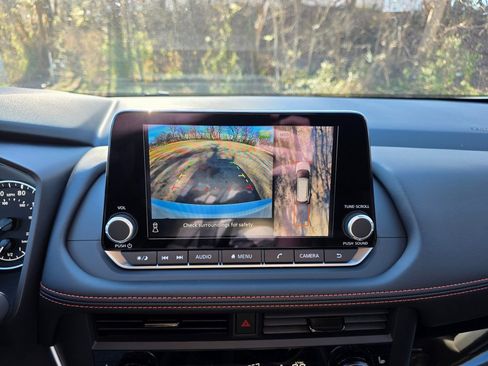 New 2026 Nissan Rogue SV image 27