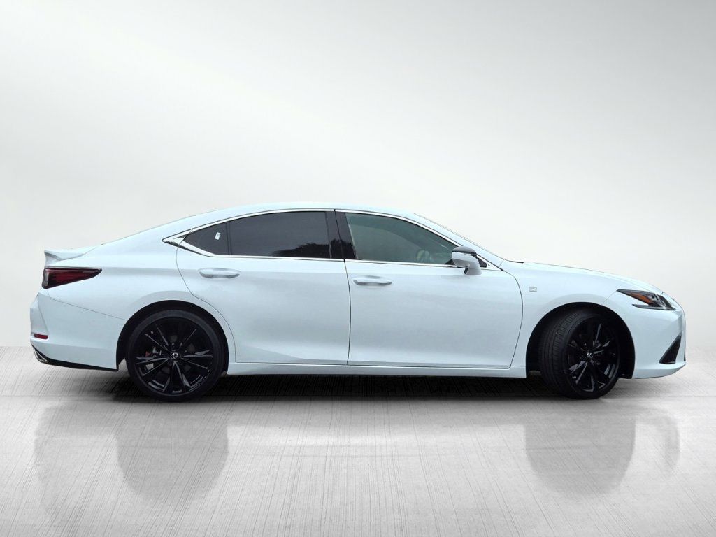 Used 2023 Lexus ES 350 F Sport w/ Accessory Package (Z2) FWD image 4