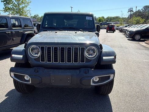 Used 2025 Jeep Wrangler Sahara w/ Safety Group image 3