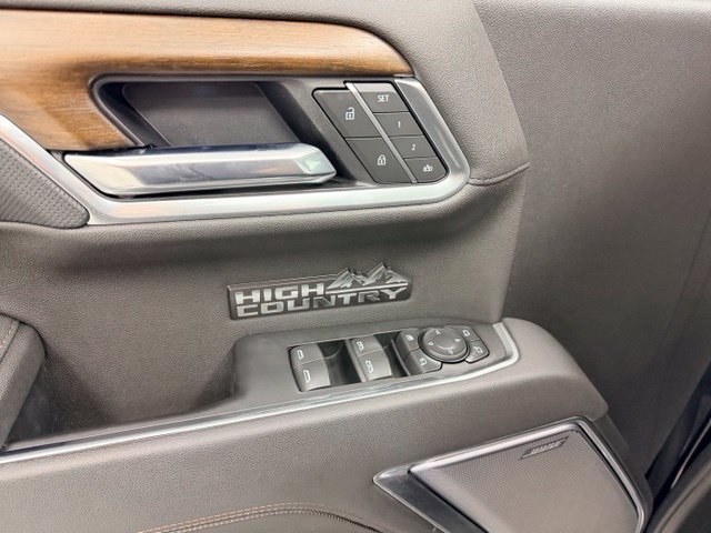 Certified 2026 Chevrolet Silverado 1500 High Country w/ High Country Premium Package AWD/4WD image 24