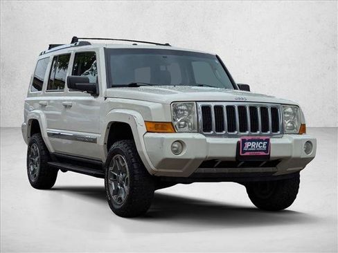 Used 2008 Jeep Commander Limited AWD/4WD image 3