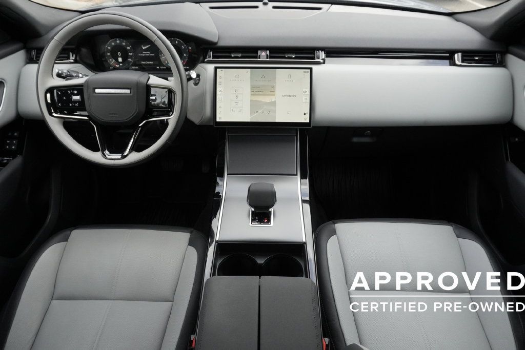 Used 2026 Land Rover Range Rover Velar S AWD/4WD image 9
