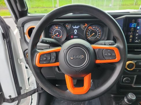 Used 2024 Jeep Wrangler Unlimited Sport AWD/4WD image 26
