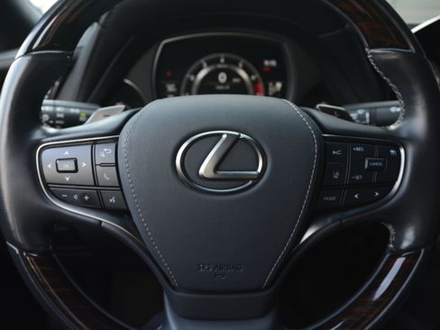 Used 2023 Lexus LS 500 w/ Interior Upgrade Package RWD image 16