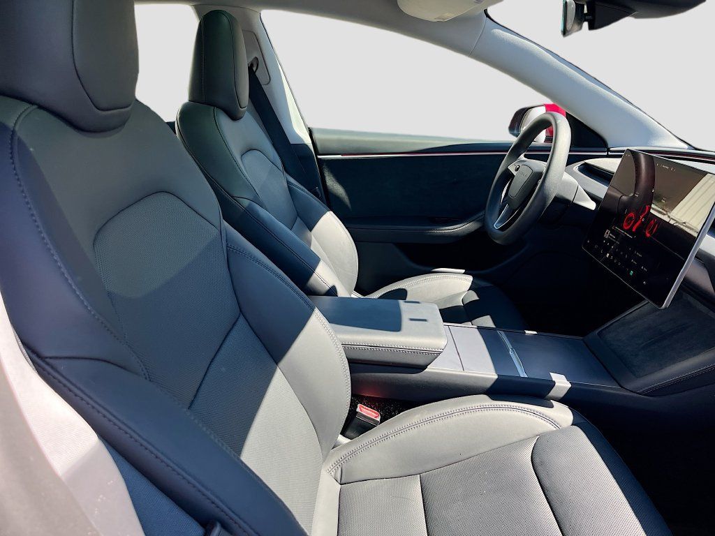 Used 2025 Tesla Model 3 Long Range AWD/4WD image 30