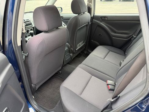 Used 2005 Pontiac Vibe AWD w/ Power Group Value Package image 14