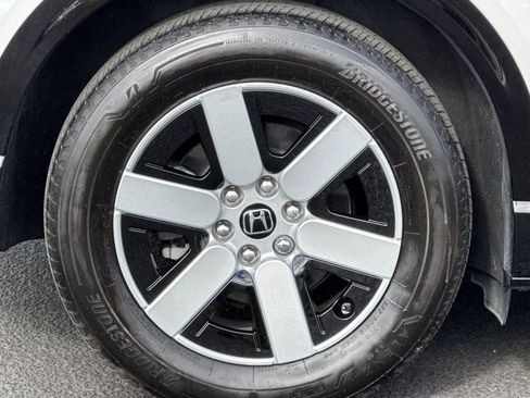 Used 2024 Honda Prologue Touring image 13