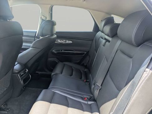 Used 2025 Genesis GV70 2.5T AWD/4WD image 14