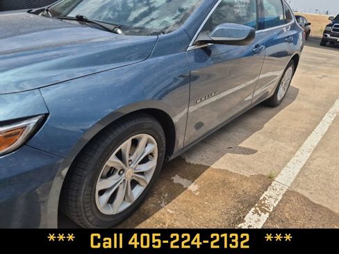 Used 2025 Chevrolet Malibu LT FWD image 4