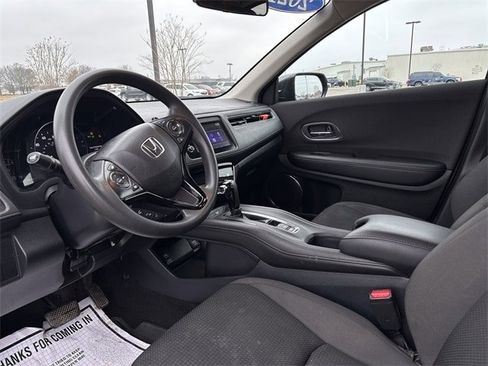 Used 2021 Honda HR-V EX image 17