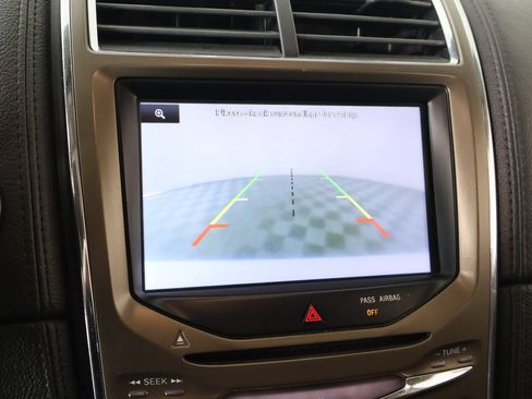 Used 2013 Lincoln MKX AWD image 6