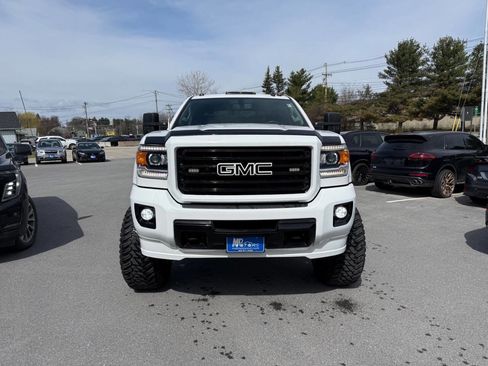 Used 2017 GMC Sierra 2500 SLT w/ Snow Plow Prep Package image 3