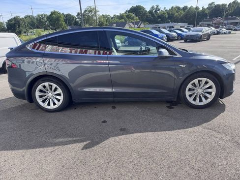 Used 2016 Tesla Model X 90D AWD/4WD image 6