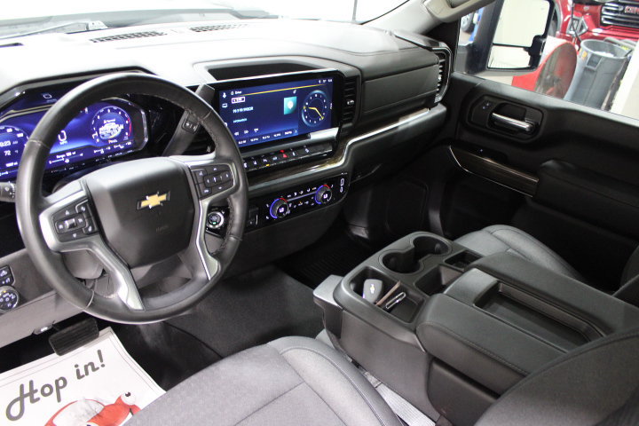 Used 2025 Chevrolet Silverado 2500 LT AWD/4WD image 37