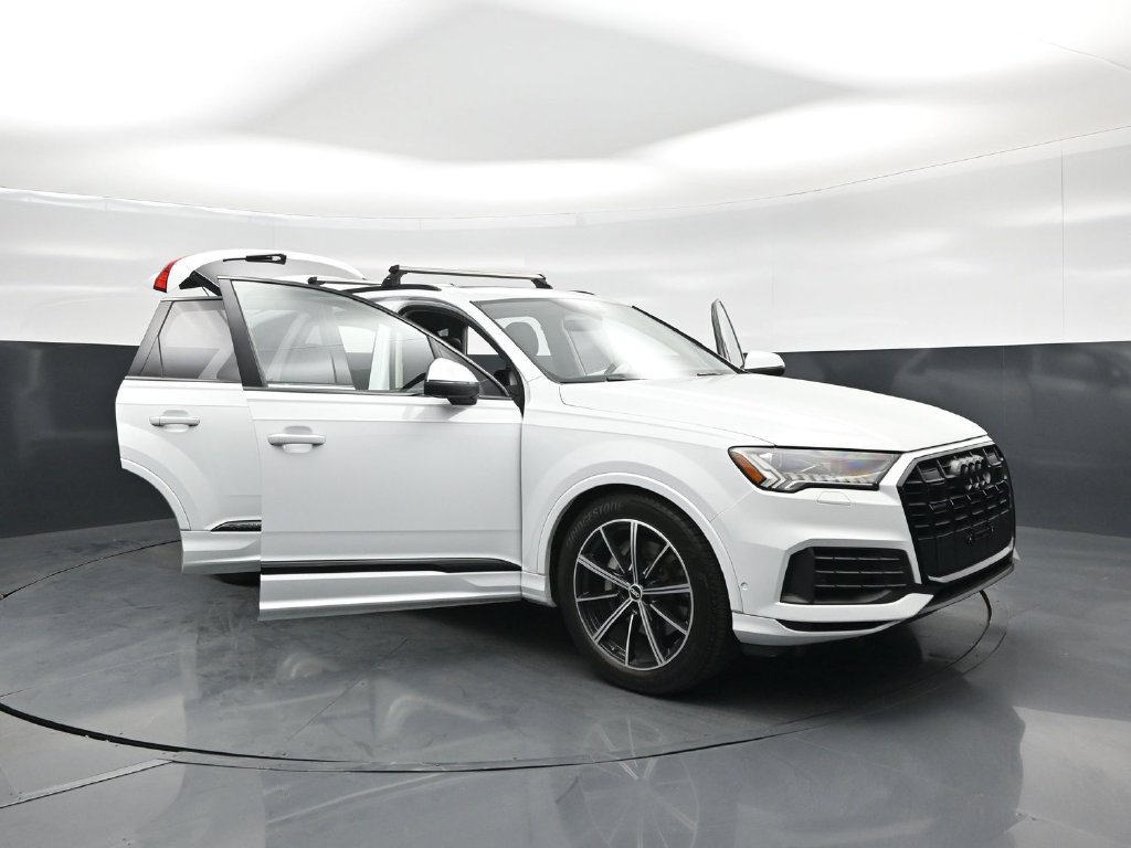 Used 2021 Audi Q7 3.0T Prestige w/ Prestige Package AWD/4WD image 27