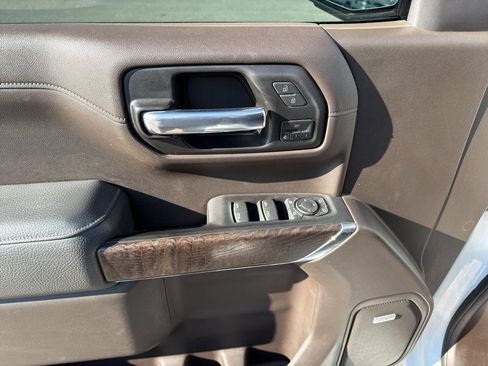 Used 2021 GMC Sierra 1500 Denali AWD/4WD image 13