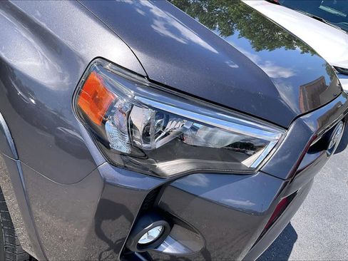 Used 2023 Toyota 4Runner SR5 Premium w/ Moonroof Package RWD image 28