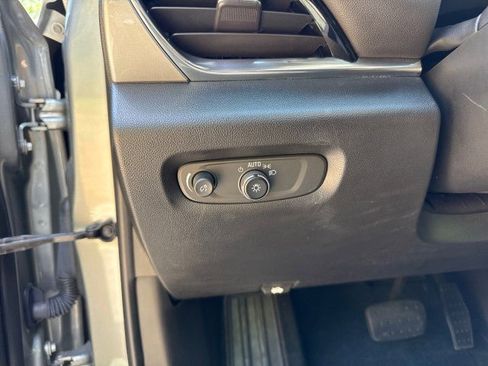Used 2023 Chevrolet Traverse LT w/ LPO, Floor Liner Package AWD/4WD image 24