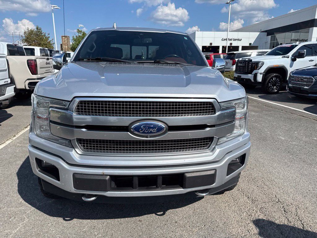 Used 2019 Ford F150 Platinum w/ Equipment Group 701A Luxury AWD/4WD image 4