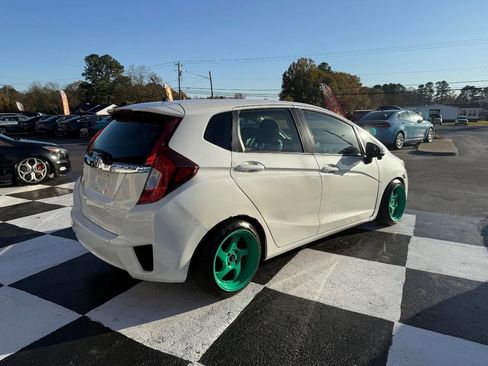 Used 2017 Honda Fit EX image 5