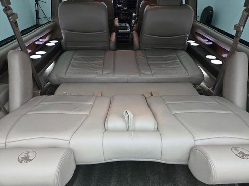 Used 2020 GMC Savana 2500 Extended w/ Enhanced Convenience Package image 9