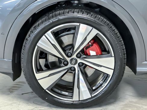 New 2025 Audi SQ5 Premium Plus image 25