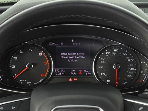 Used 2023 Audi Q5 2.0T Premium w/ Convenience Package AWD/4WD image 28