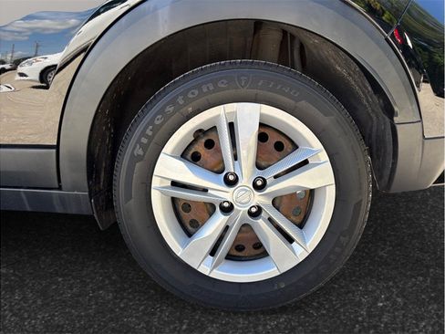 Used 2022 Nissan Kicks S FWD image 14