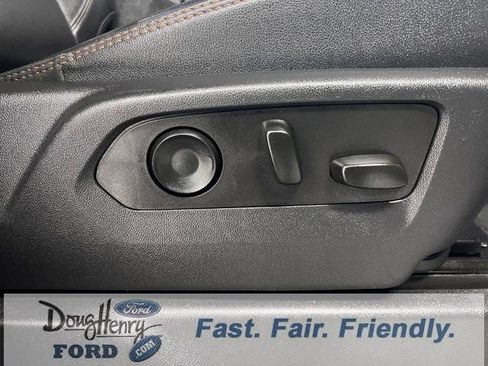 Used 2023 GMC Sierra 1500 AT4 w/ Technology Package image 37