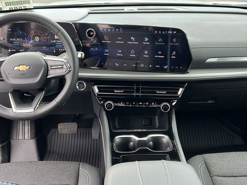 New 2026 Chevrolet Traverse LT w/ Driver Confidence Package image 15