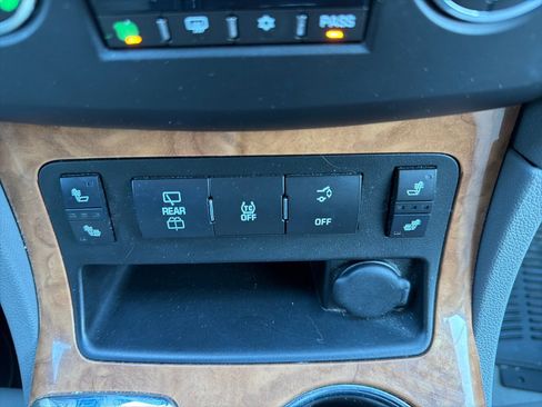 Used 2012 Buick Enclave Leather image 15