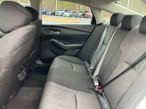 Certified 2025 Honda Accord LX image 32