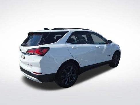 Used 2024 Chevrolet Equinox RS w/ RS Leather Package AWD/4WD image 3
