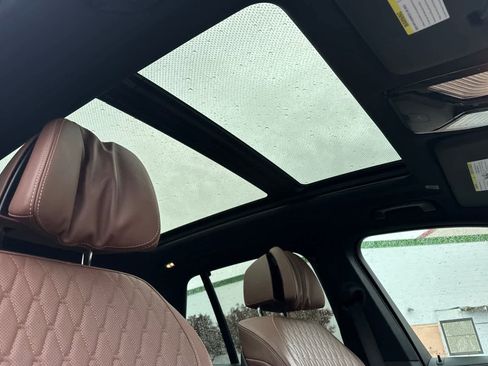 Used 2023 BMW X5 xDrive45e w/ Executive Package image 18