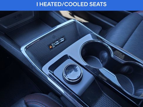 Used 2025 Chevrolet Equinox RS w/ Safety and Technology Package image 25