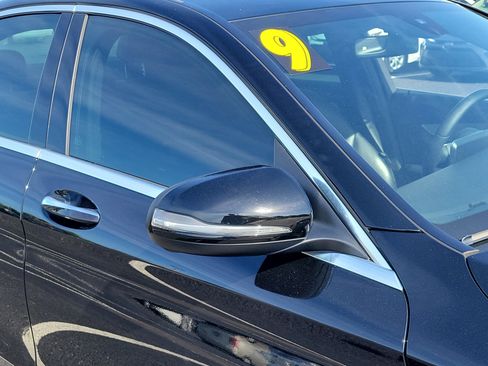 Used 2019 Mercedes-Benz C 300 Sedan image 9
