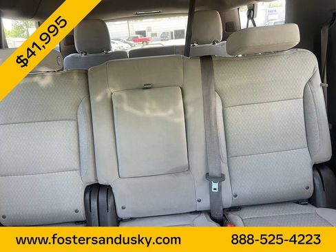Used 2023 GMC Yukon XL SLE w/ Gmc Pro Safety Plus Package AWD/4WD image 11