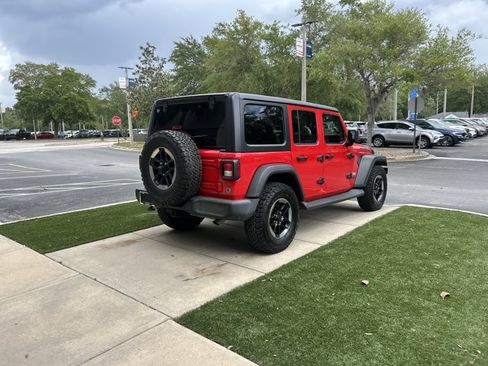 Used 2021 Jeep Wrangler Unlimited Sport AWD/4WD image 4