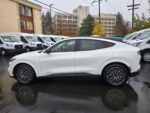 New 2025 Ford Mustang Mach-E Premium image 9