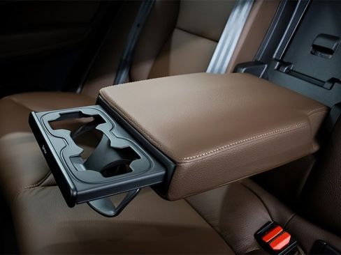 New 2024 Volvo XC60 T8 Plus w/ Protection Package Premier image 32