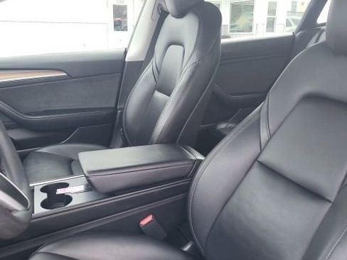 Used 2022 Tesla Model 3 Long Range image 13