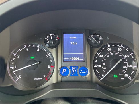 Used 2018 Lexus GX 460 Premium AWD/4WD image 17