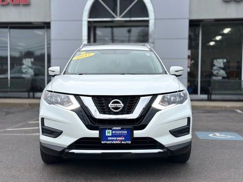 Used 2017 Nissan Rogue SV AWD/4WD image 9
