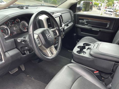 Used 2017 RAM 1500 Laramie w/ Convenience Group AWD/4WD image 12