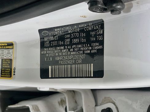 Used 2023 Hyundai Venue SEL w/ Cargo Package FWD image 30